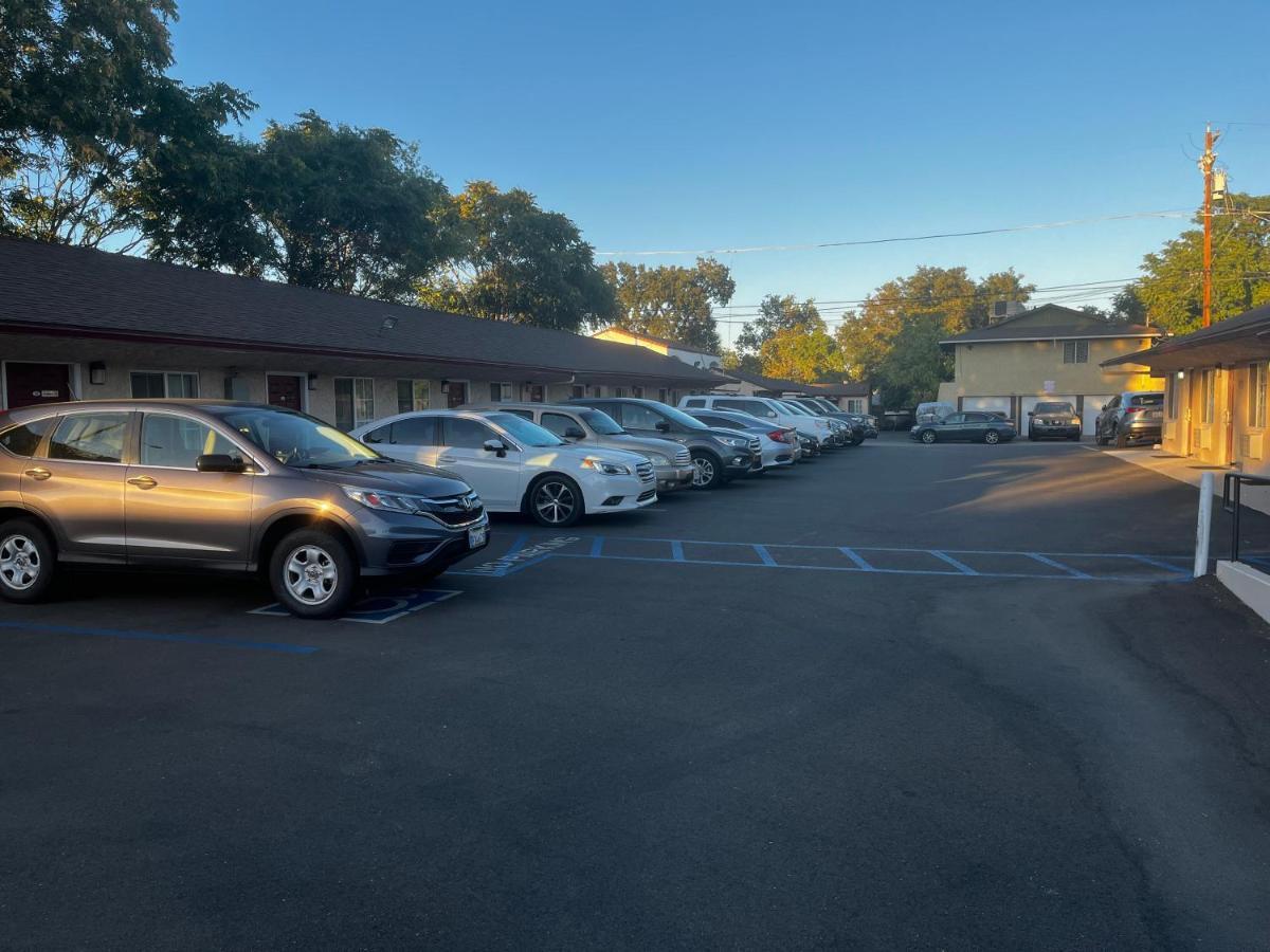 Economy Inn Paso Robles Eksteriør billede