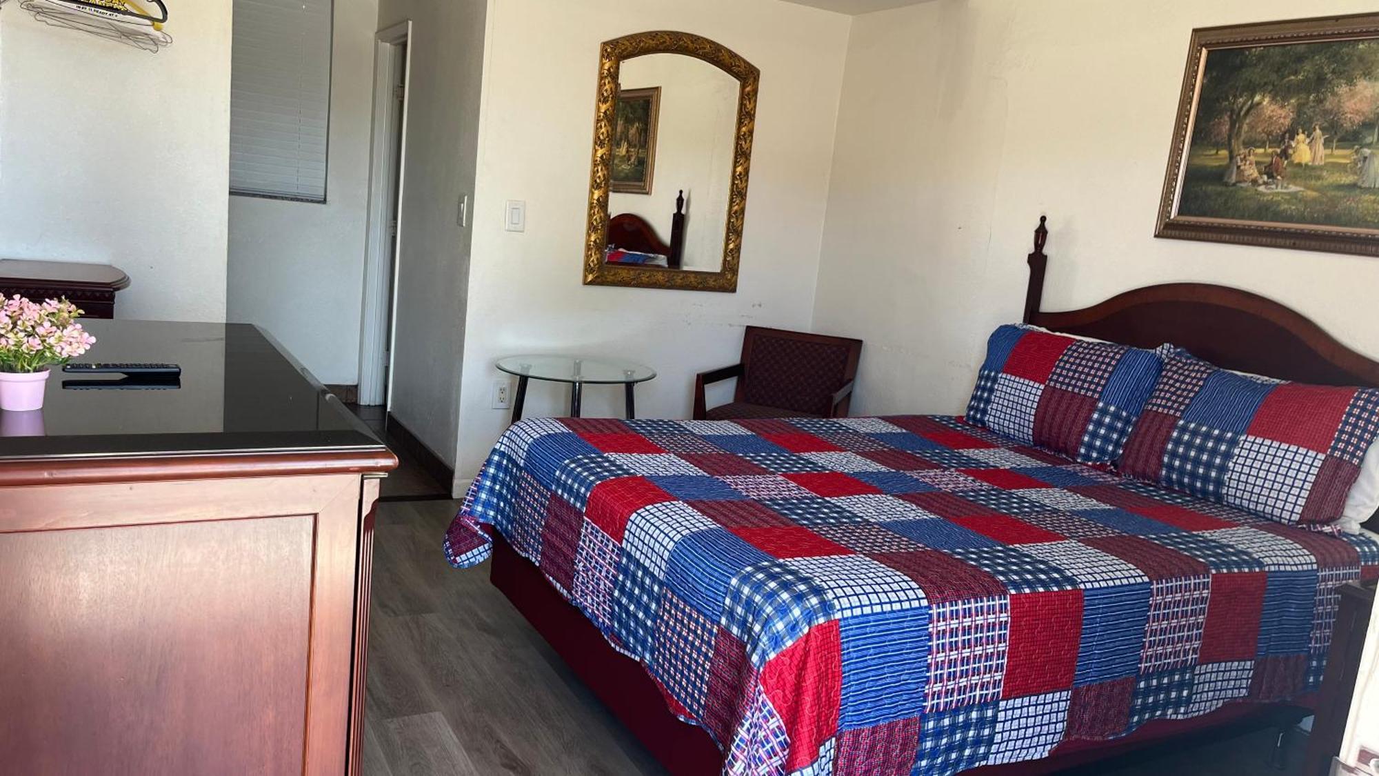 Economy Inn Paso Robles Eksteriør billede