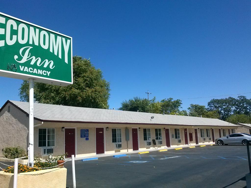 Economy Inn Paso Robles Eksteriør billede