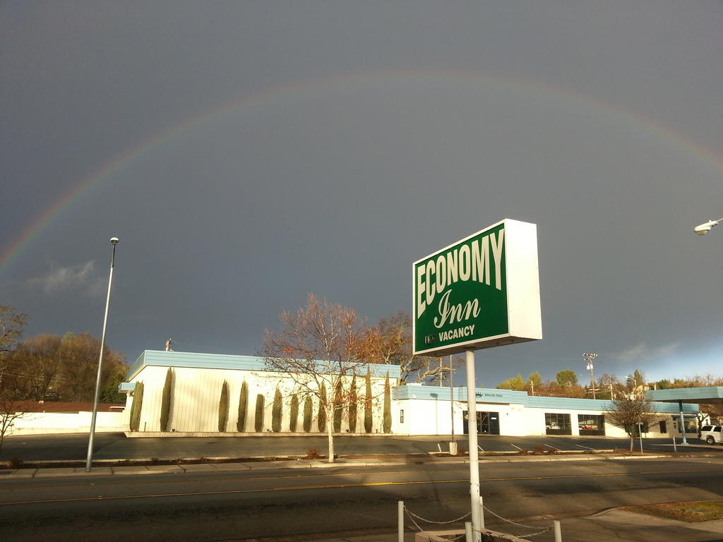 Economy Inn Paso Robles Eksteriør billede