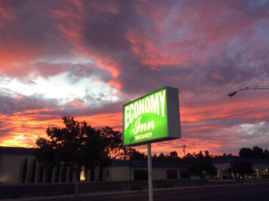 Economy Inn Paso Robles Eksteriør billede